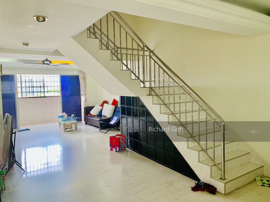 Hougang Avenue 2 thumbnail photo